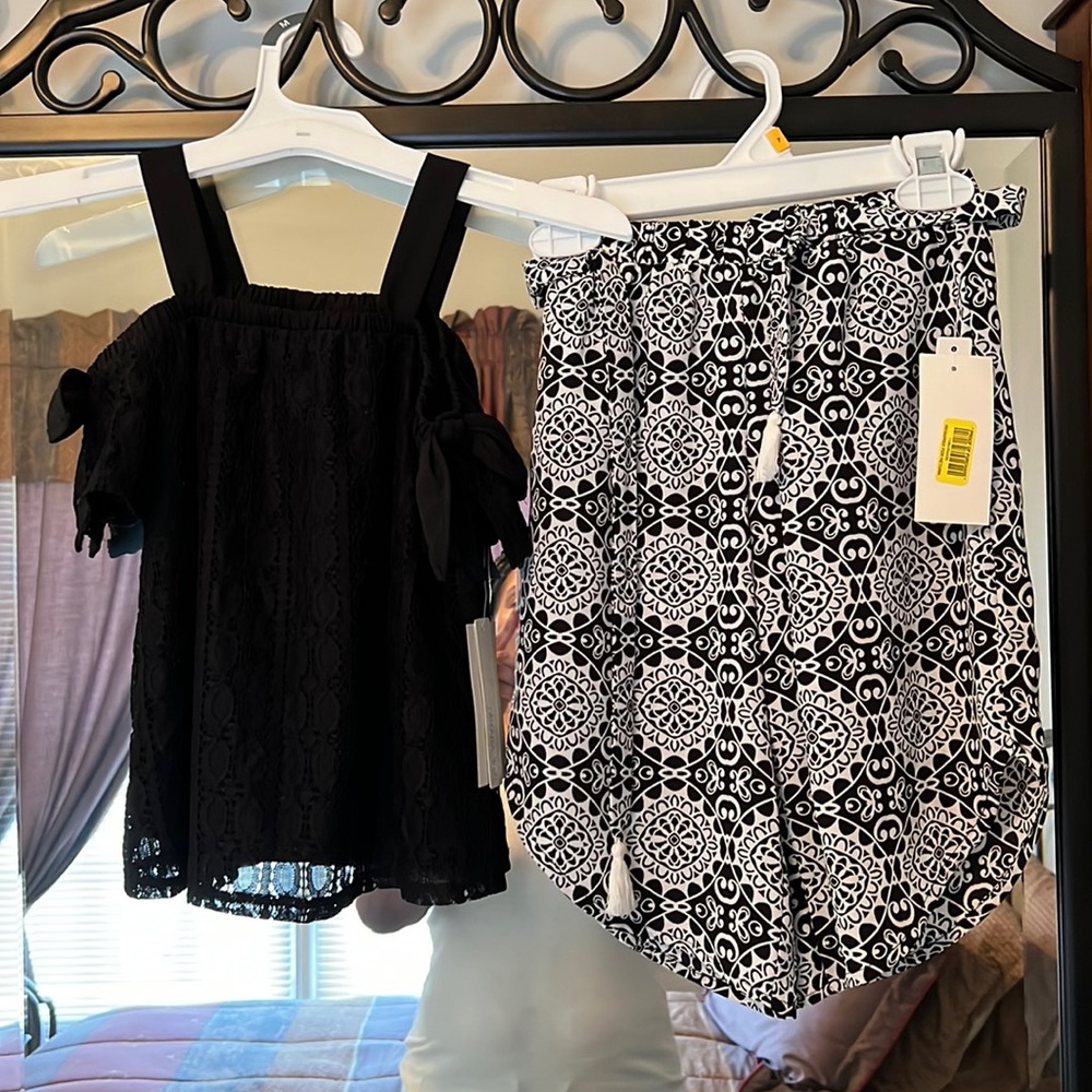 Little Girls top and pants set